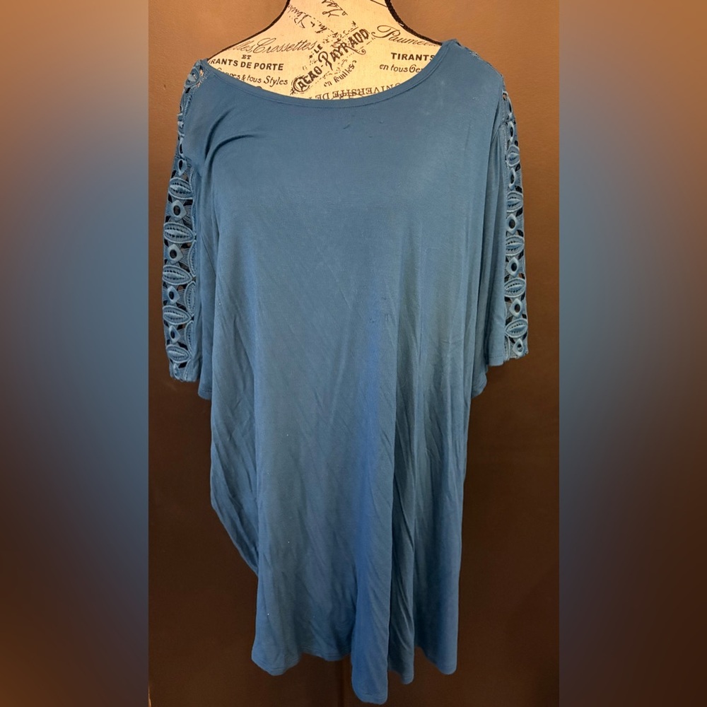 George Plus Top - Size 3X - Picture 2 of 10